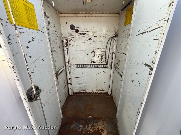 image for item EG1751 2007 Freightliner Business Class M2 crane truck