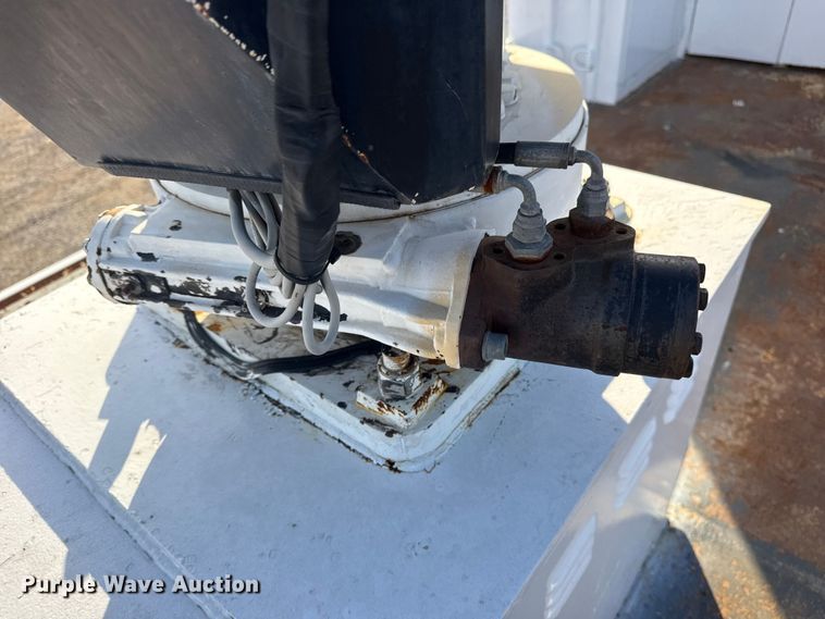 image for item EG1751 2007 Freightliner Business Class M2 crane truck