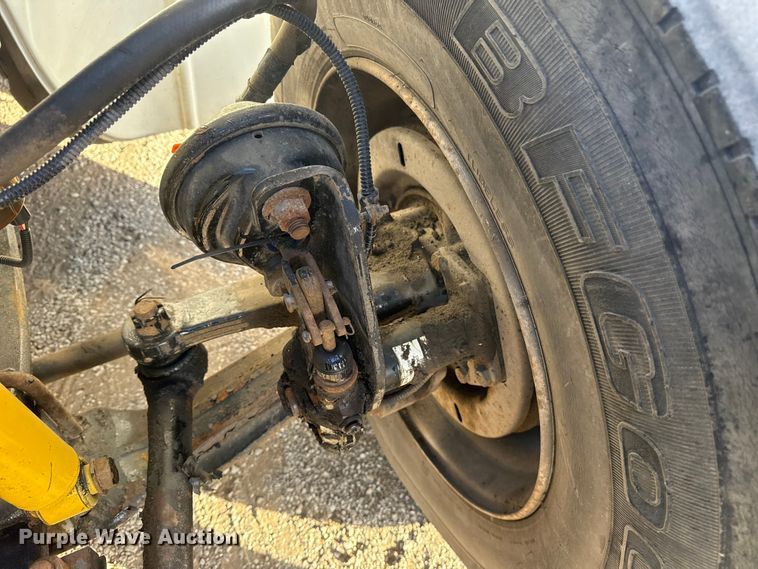 image for item EG1751 2007 Freightliner Business Class M2 crane truck