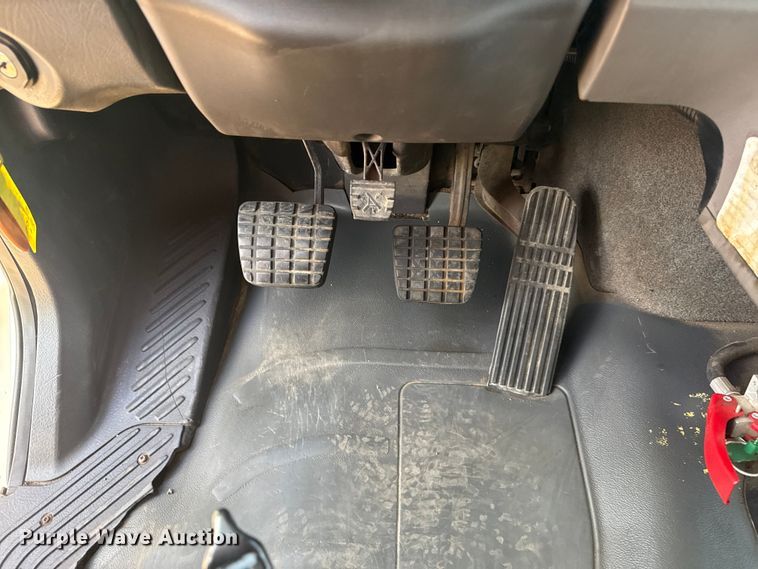 image for item EG1751 2007 Freightliner Business Class M2 crane truck