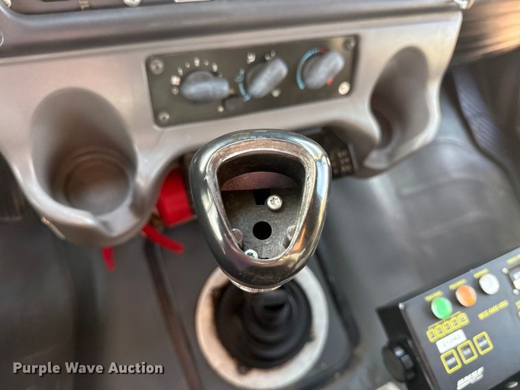 image for item EG1751 2007 Freightliner Business Class M2 crane truck