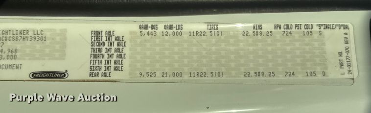 image for item EG1751 2007 Freightliner Business Class M2 crane truck