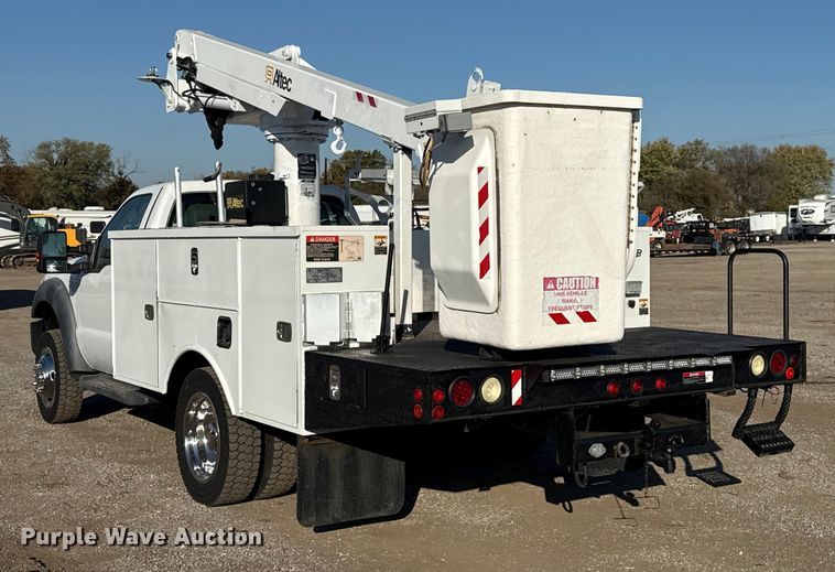 image for item EG1754 2011 Ford F450 Super Duty bucket truck