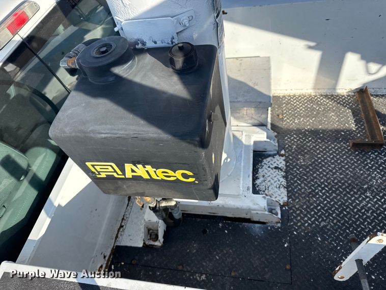 image for item EG1754 2011 Ford F450 Super Duty bucket truck