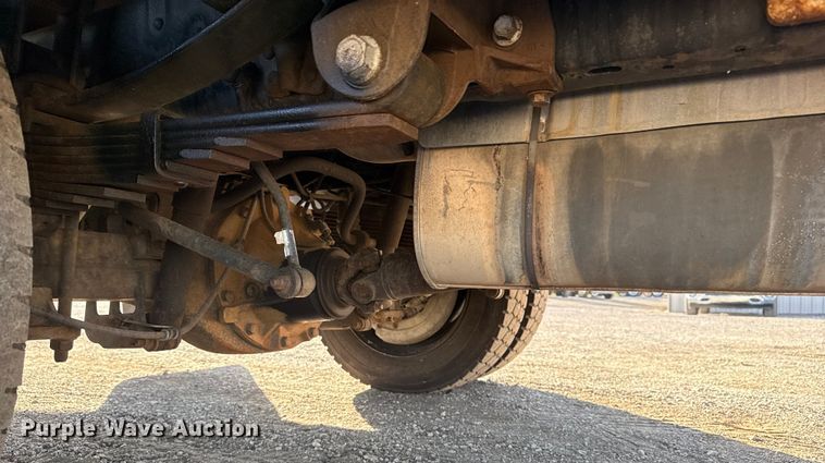 image for item EG1754 2011 Ford F450 Super Duty bucket truck