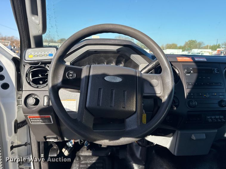 image for item EG1754 2011 Ford F450 Super Duty bucket truck