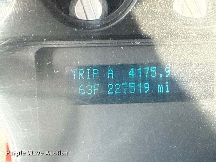 image for item EG1754 2011 Ford F450 Super Duty bucket truck