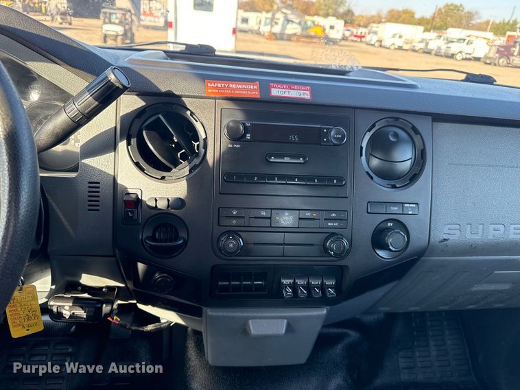 image for item EG1754 2011 Ford F450 Super Duty bucket truck