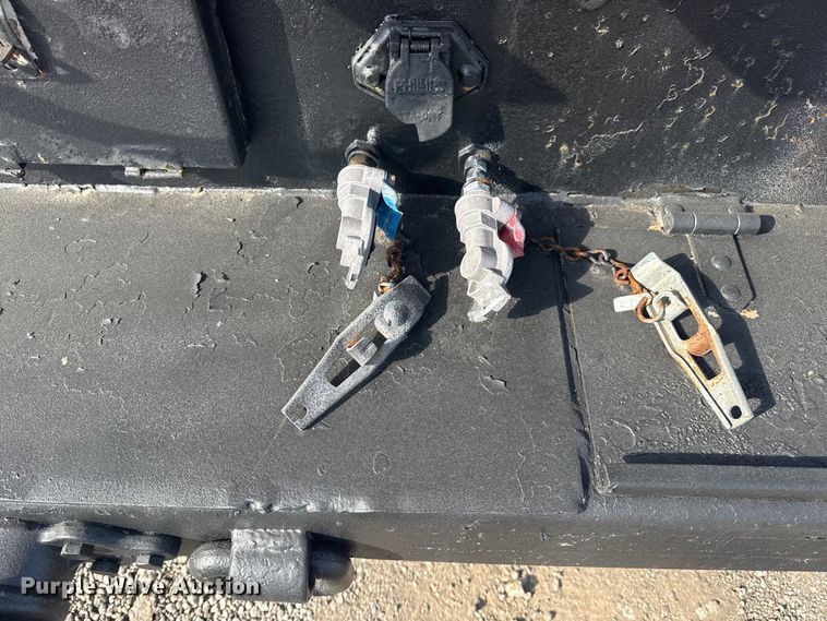 image for item EG1757 2013 International 7600 crane truck