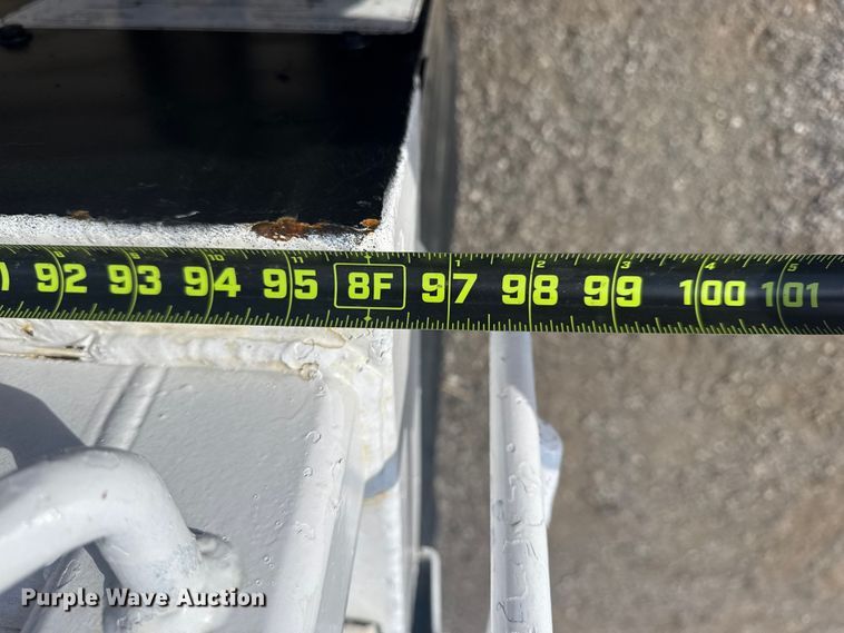 image for item EG1757 2013 International 7600 crane truck