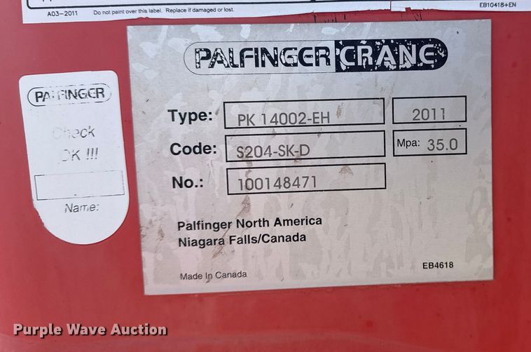 image for item EG1757 2013 International 7600 crane truck