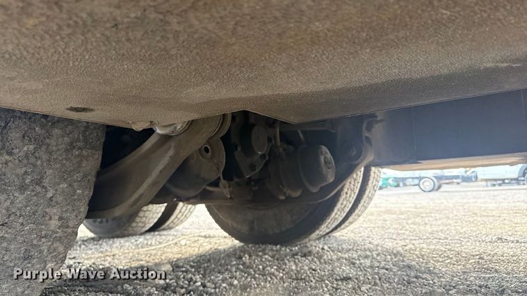 image for item EG1757 2013 International 7600 crane truck