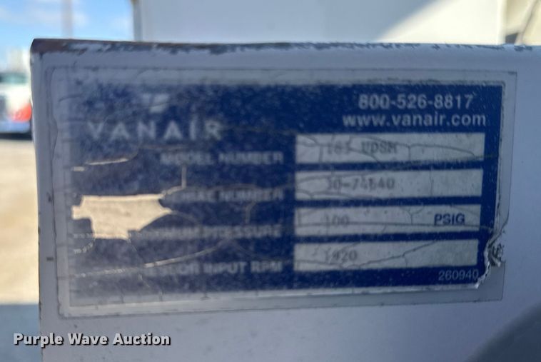 image for item EG1761 2010 Kenworth T370 utility / service truck