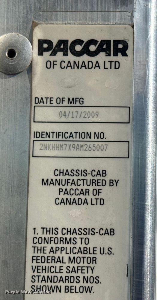 image for item EG1761 2010 Kenworth T370 utility / service truck