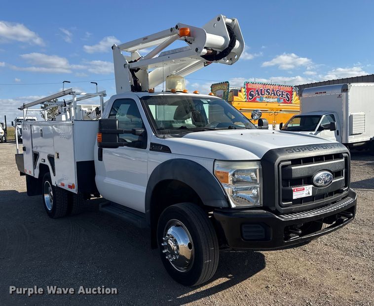 CAMIóN CON CANASTILLA 2011 FORD ETI