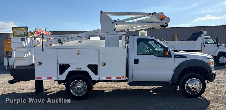 CAMIóN CON CANASTILLA 2011 FORD ETI