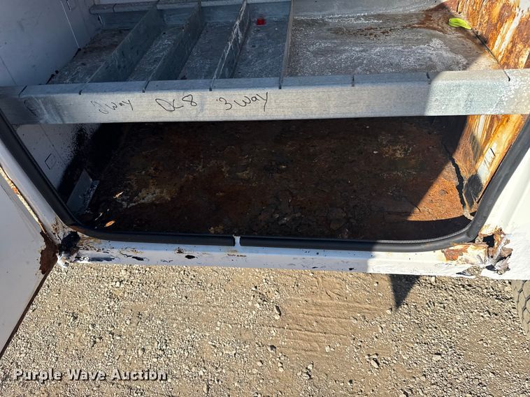 image for item EG1763 2011 Ford F450 Super Duty bucket truck