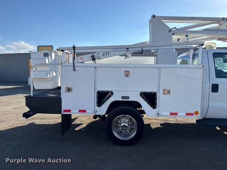 image for item EG1763 2011 Ford F450 Super Duty bucket truck