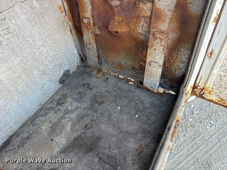 image for item EG1763 2011 Ford F450 Super Duty bucket truck