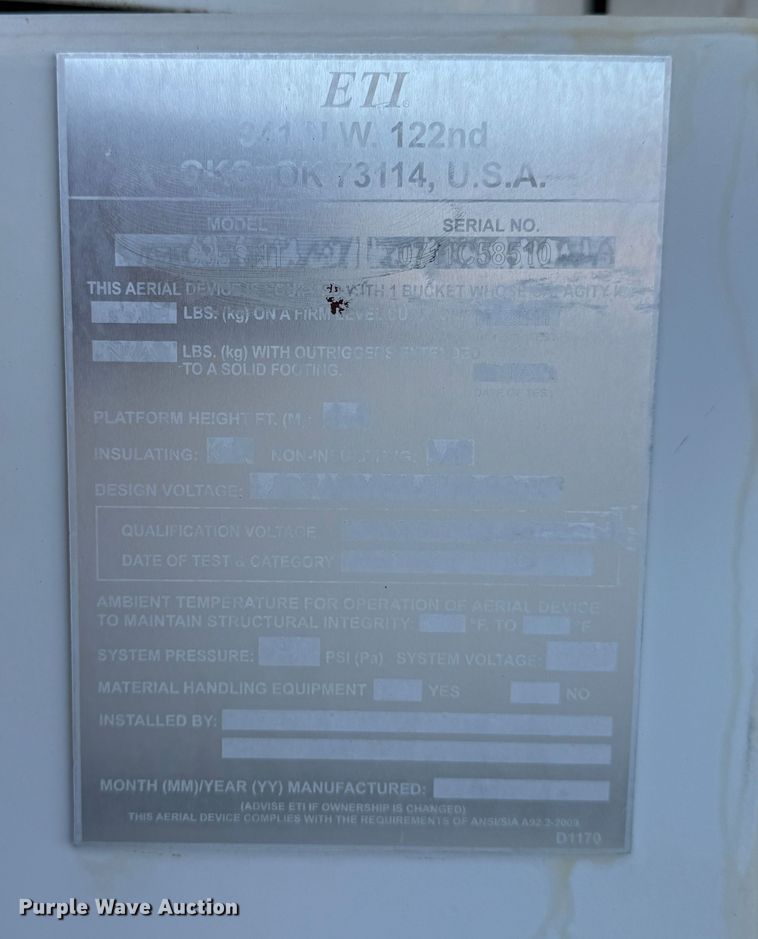 image for item EG1763 2011 Ford F450 Super Duty bucket truck