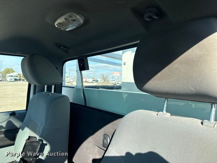 image for item EG1763 2011 Ford F450 Super Duty bucket truck