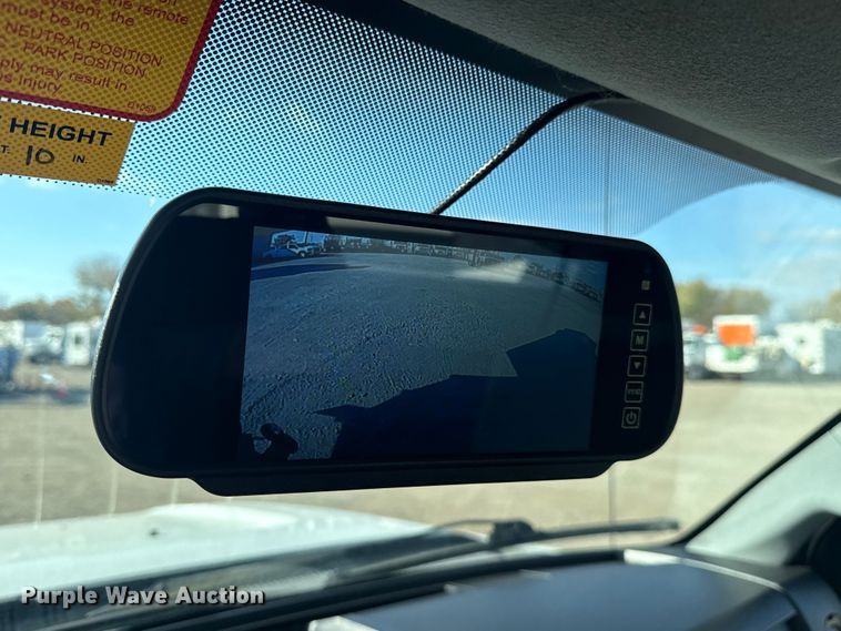 image for item EG1763 2011 Ford F450 Super Duty bucket truck