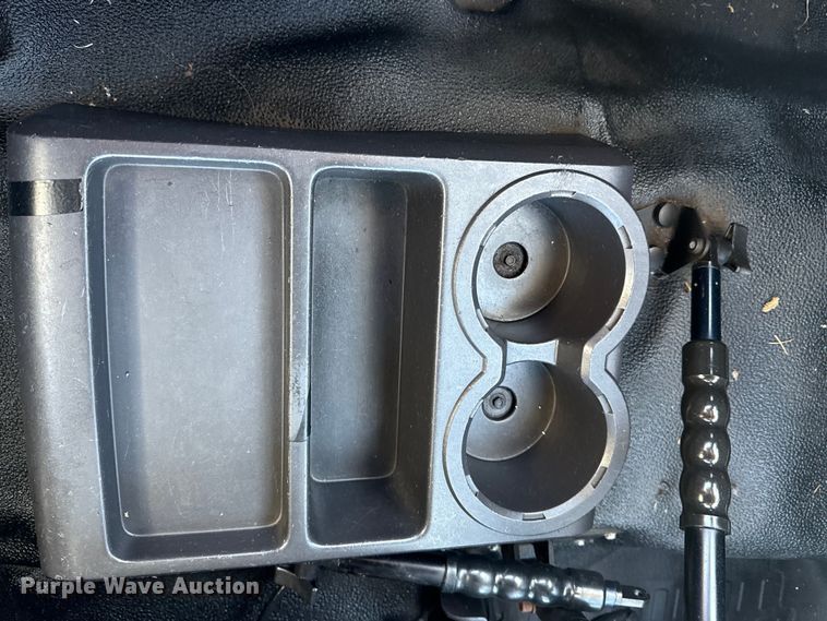 image for item EG1763 2011 Ford F450 Super Duty bucket truck