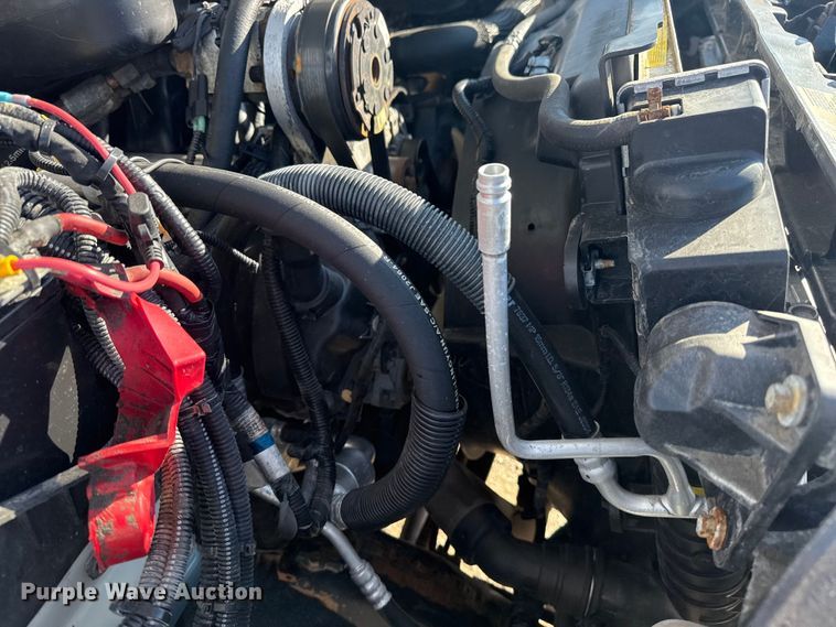 image for item EG1763 2011 Ford F450 Super Duty bucket truck