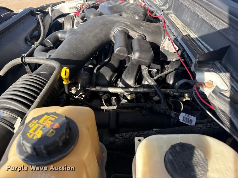 image for item EG1763 2011 Ford F450 Super Duty bucket truck