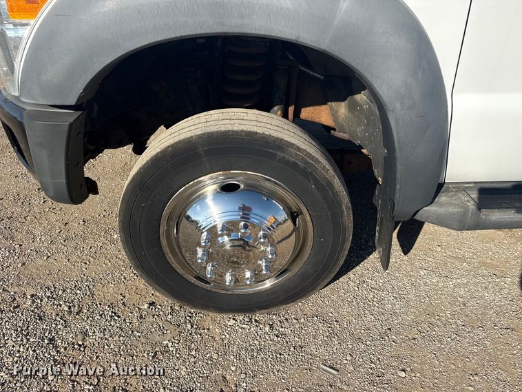 image for item EG1763 2011 Ford F450 Super Duty bucket truck