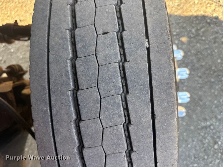 image for item EG1763 2011 Ford F450 Super Duty bucket truck