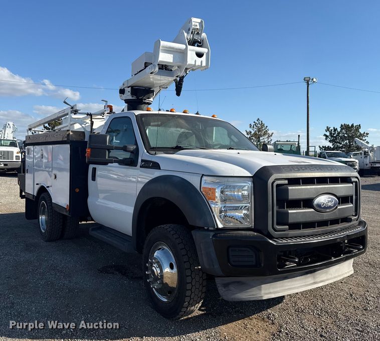 CAMIóN CON CANASTILLA 2011 FORD ALTEC