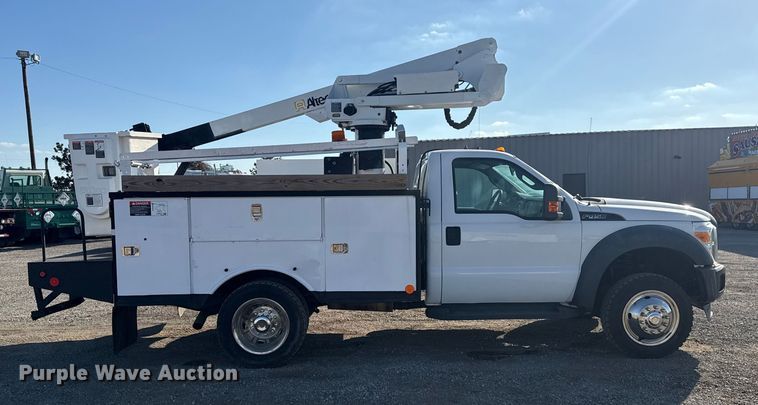 CAMIóN CON CANASTILLA 2011 FORD ALTEC