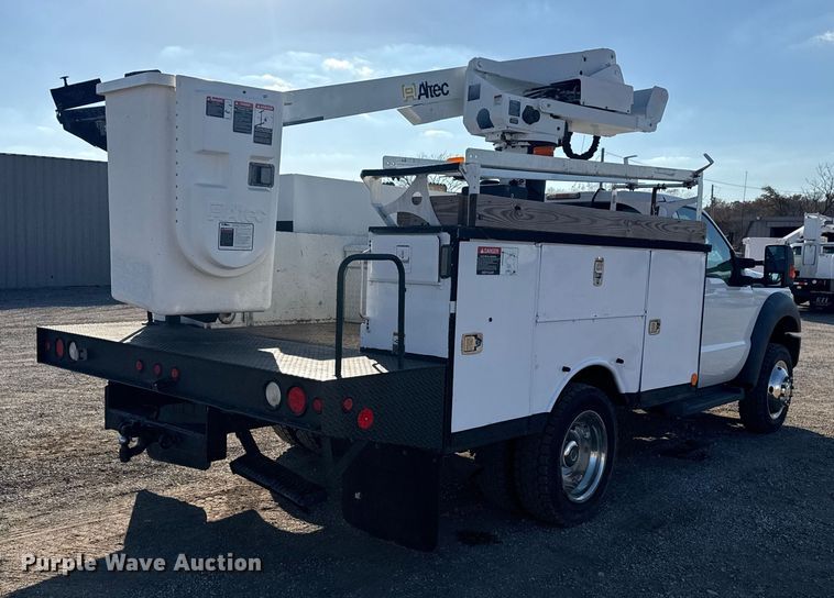 CAMIóN CON CANASTILLA 2011 FORD ALTEC