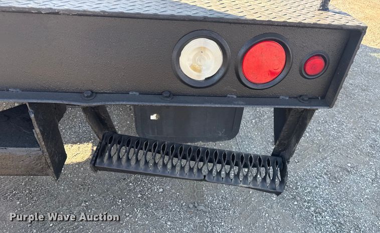 image for item EG1764 2011 Ford F450 Super Duty XL bucket truck