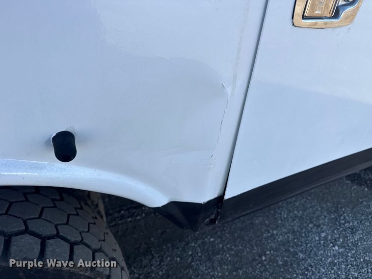 image for item EG1764 2011 Ford F450 Super Duty XL bucket truck