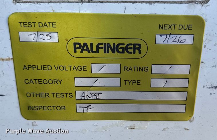 image for item EG1764 2011 Ford F450 Super Duty XL bucket truck