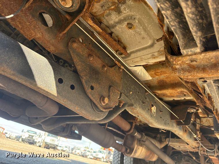 image for item EG1764 2011 Ford F450 Super Duty XL bucket truck