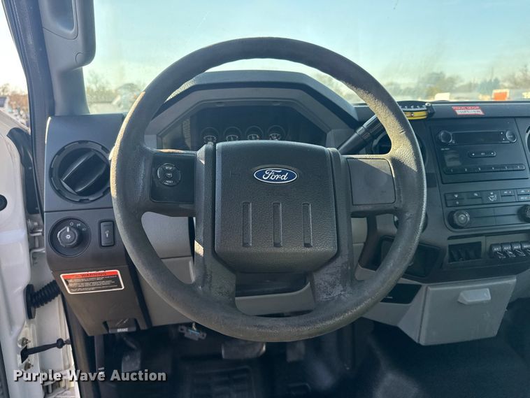 image for item EG1764 2011 Ford F450 Super Duty XL bucket truck