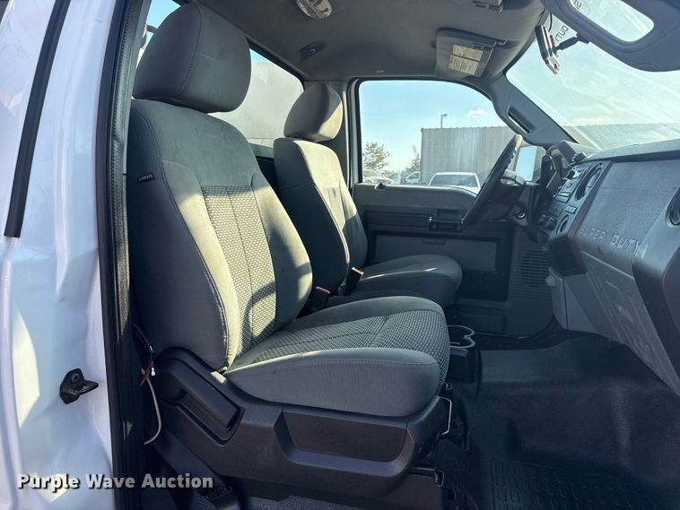 image for item EG1764 2011 Ford F450 Super Duty XL bucket truck