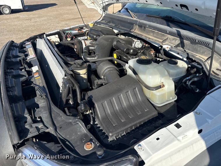 image for item EG1764 2011 Ford F450 Super Duty XL bucket truck