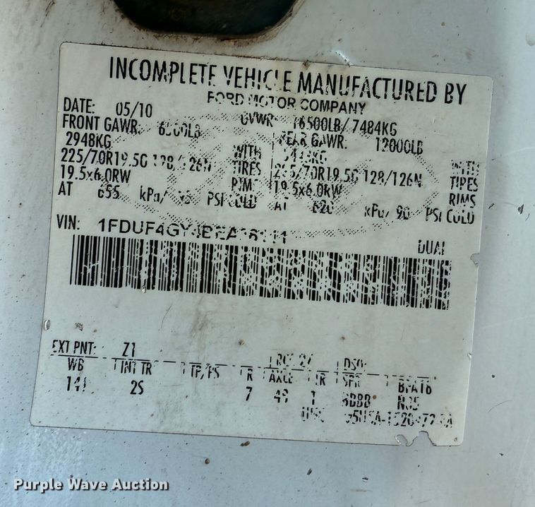 image for item EG1764 2011 Ford F450 Super Duty XL bucket truck