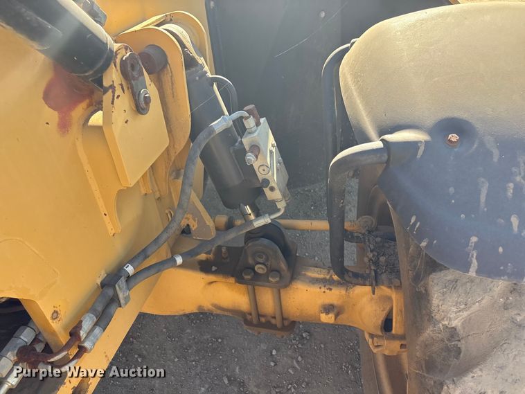 image for item EG8270 2003 Caterpillar TH360B telehandler