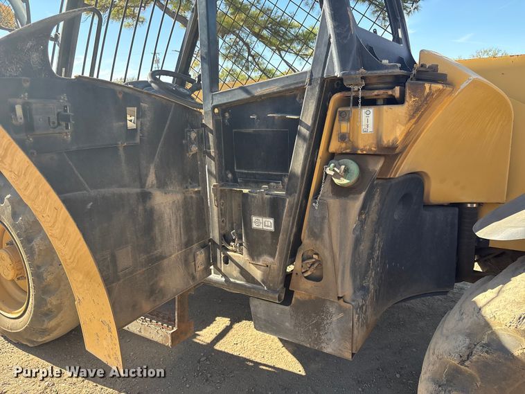 image for item EG8270 2003 Caterpillar TH360B telehandler