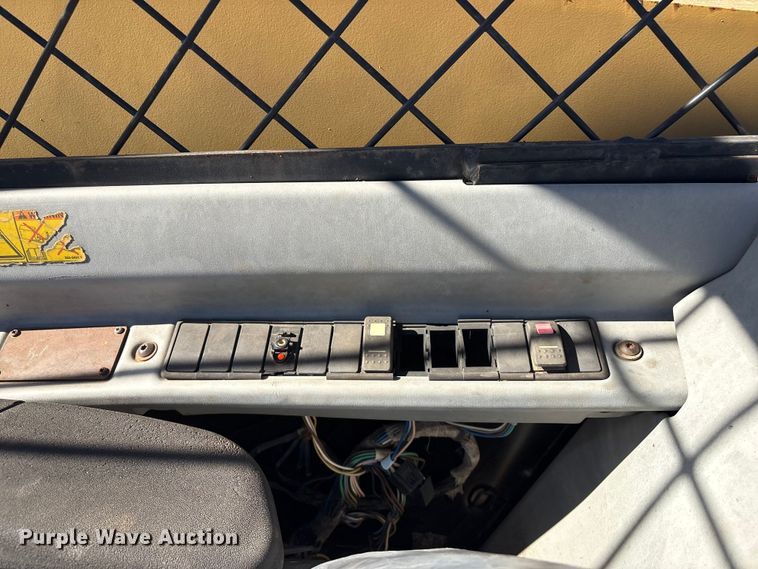 image for item EG8270 2003 Caterpillar TH360B telehandler