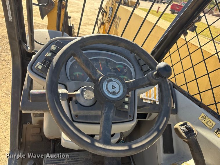 image for item EG8270 2003 Caterpillar TH360B telehandler