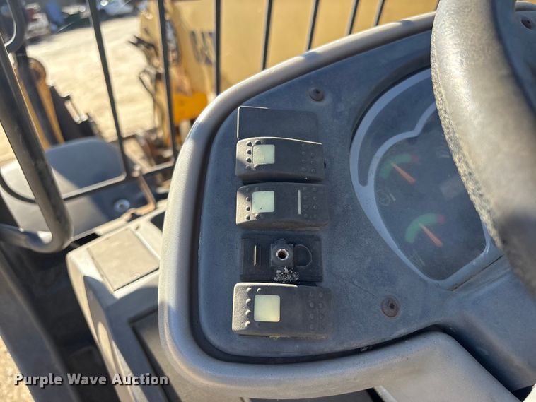 image for item EG8270 2003 Caterpillar TH360B telehandler