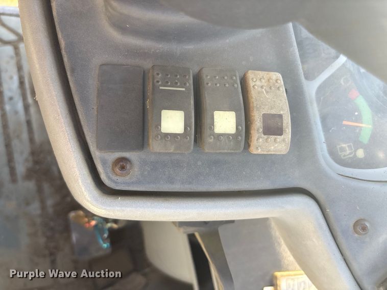 image for item EG8270 2003 Caterpillar TH360B telehandler