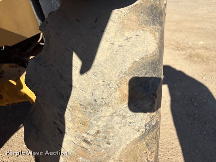 image for item EG8270 2003 Caterpillar TH360B telehandler