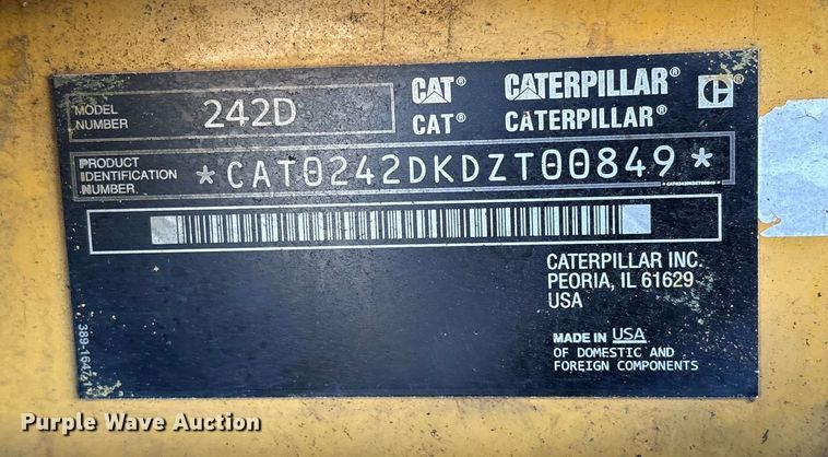 image for item EG8271 2014 Caterpillar 242D skid steer loader